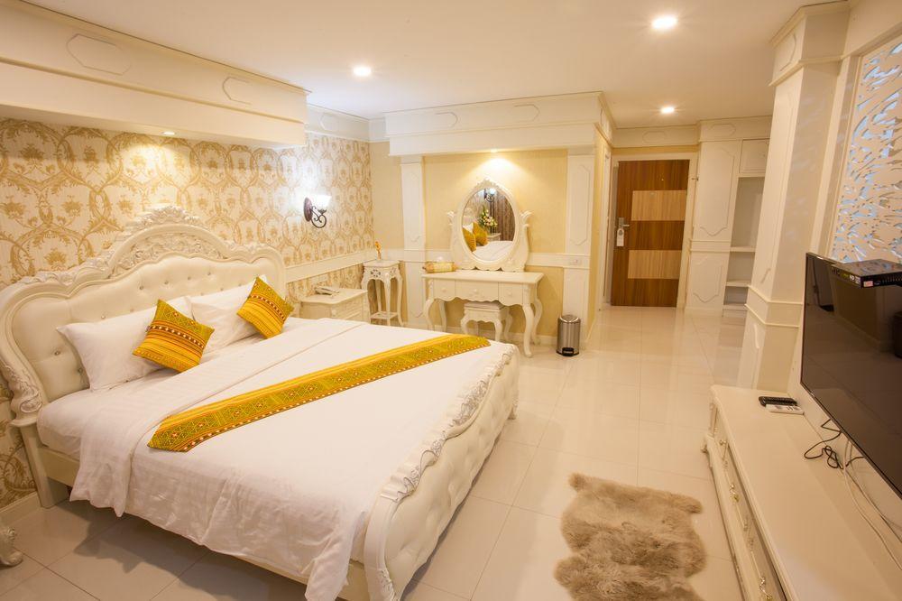 Chokdee Place Sakon Nakhon Extérieur photo